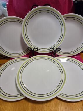 6 10 1/2 In Dinner Plates Corelle “Garden Sketch Bands” — pattern code CORGASB.